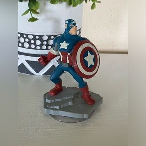 Disney Infinity: Marvel Super Heroes 2.0 Edition Captain America Figure